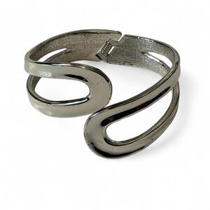 Silver Tone Sculptural Cuff Bracelet.